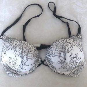 VS | Push-up Padded Bombshell Bra Size 34AA